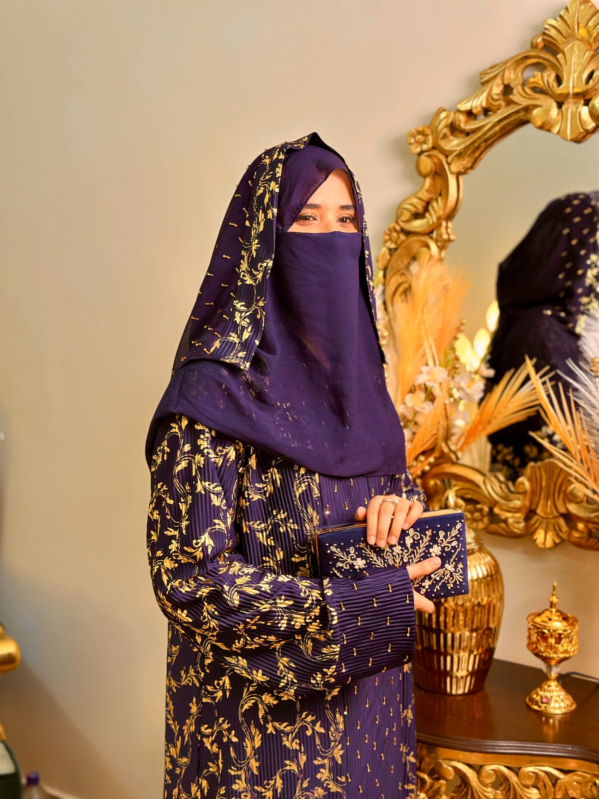Malak Al-Samaa Handmade Arabian Bride Abaya by Uroosa Vayani