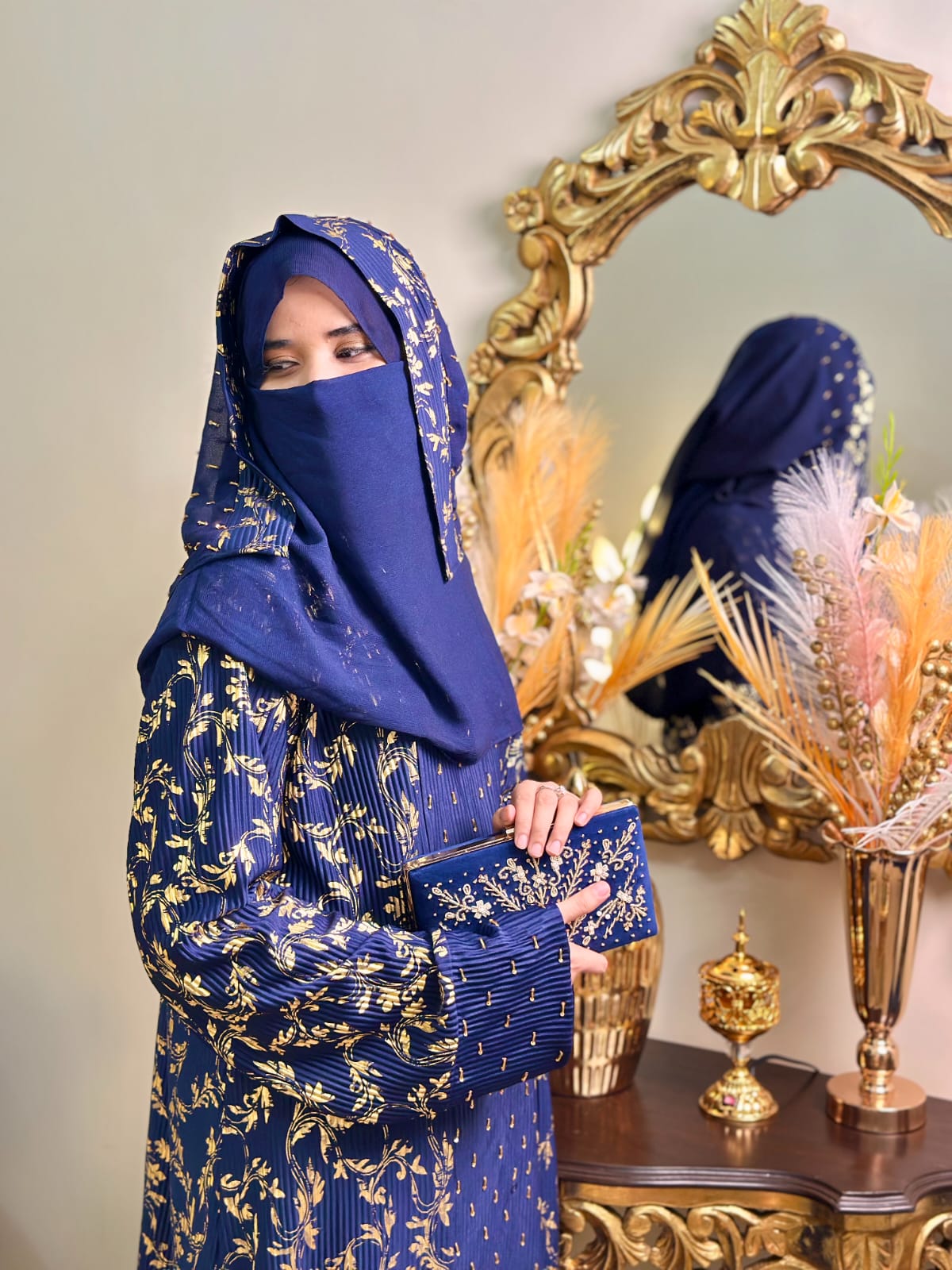 Malak Al-Samaa Handmade Arabian Bride Abaya by Uroosa Vayani