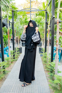 Rania Al-Aswad Handmade Arabian Bride Abaya by Uroosa Vayani